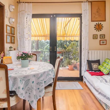 Pet Friendly In With Kitchen Apartmán *
